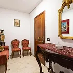 Home2book Spacious Classic Design Apto Sc Center *