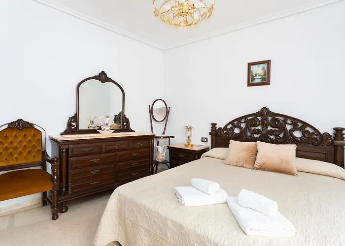 Home2book Spacious Classic Design Apto Sc Center Apartment