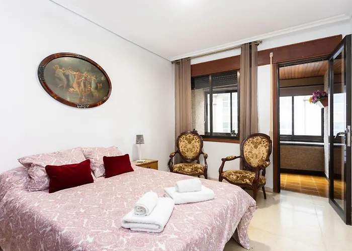 Home2book Spacious Classic Design Apto Sc Center Apartment